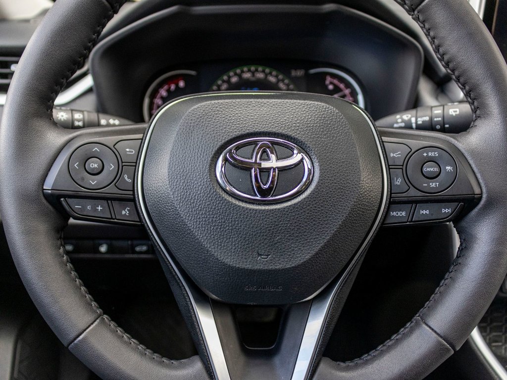 Toyota RAV4 XLE PREMIUM **JAMAIS ACCIDENTÉ+CUIR+TOIT+19PO** 2025 à Saint-Jérôme, Québec - 10 - w1024h768px