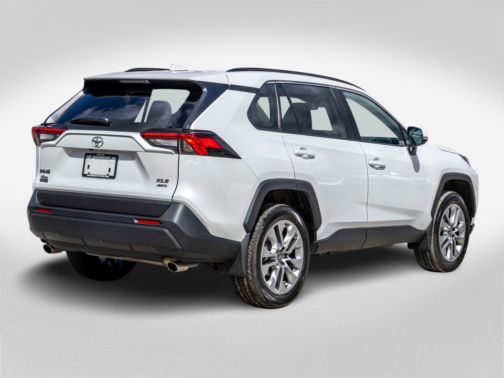 Toyota RAV4 XLE PREMIUM **JAMAIS ACCIDENTÉ+CUIR+TOIT+19PO** 2025 à Saint-Jérôme, Québec - 5 - w1024h768px