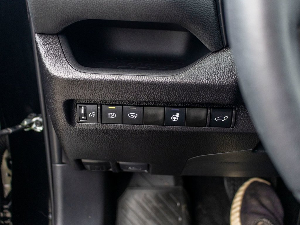 Toyota RAV4 XLE 2025 à Saint-Jérôme, Québec - 22 - w1024h768px