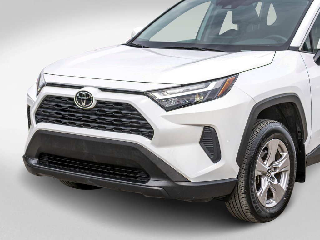 Toyota RAV4 XLE AWD **JAMAIS ACCIDENTÉ+TOIT+CARPLAY+MAG** 2025 à Charlemagne, Québec - 34 - w1024h768px