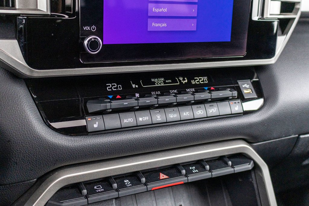 Toyota Sequoia  2025 à Saint-Jérôme, Québec - 14 - w1024h768px