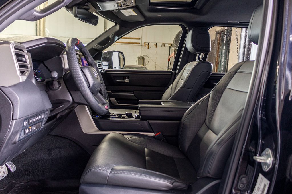 Toyota Sequoia  2025 à Saint-Jérôme, Québec - 24 - w1024h768px