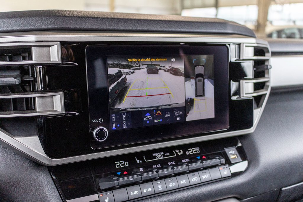 Toyota Sequoia  2025 à Saint-Jérôme, Québec - 17 - w1024h768px