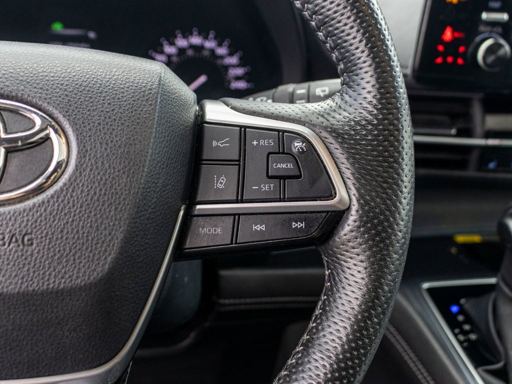 2023 Toyota Sienna hybride XSE AWD **25E ANNIVERSAIRE** in Charlemagne, Quebec - 13 - w1024h768px