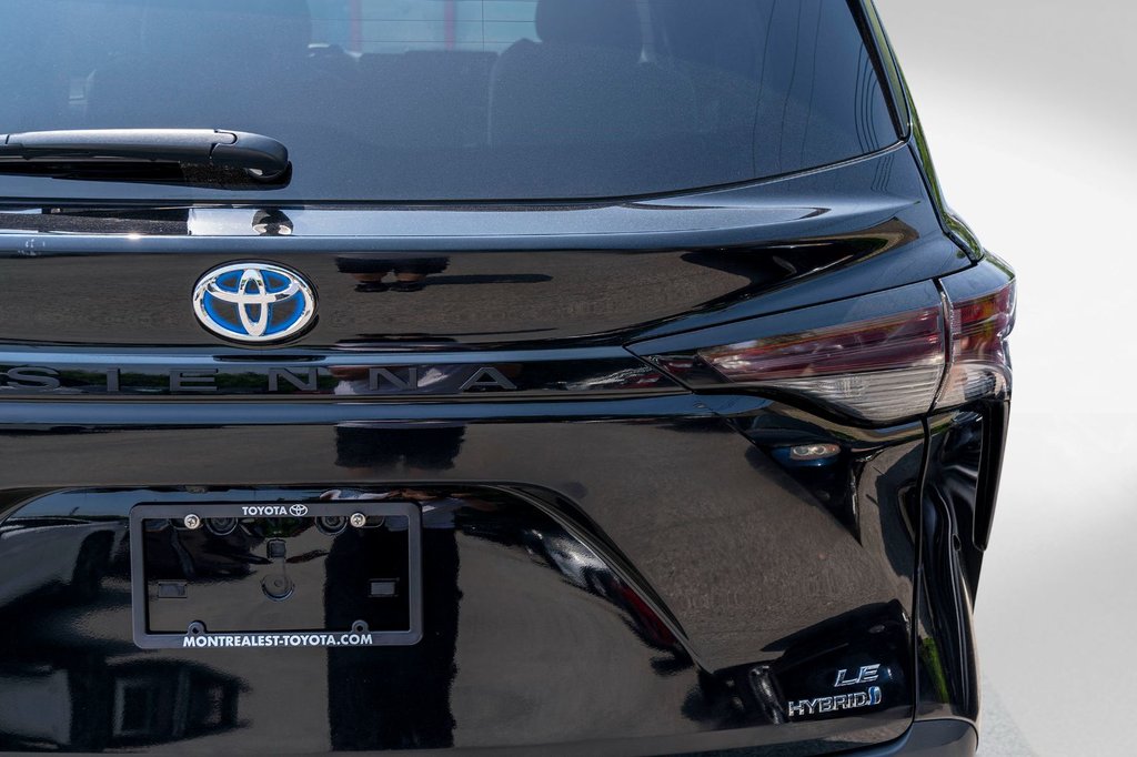 2023 Toyota Sienna hybride LE **JAMAIS ACCIDENTÉ+8 PASSAGERS+CAMÉRA+CARPLAY** in Charlemagne, Quebec - 27 - w1024h768px