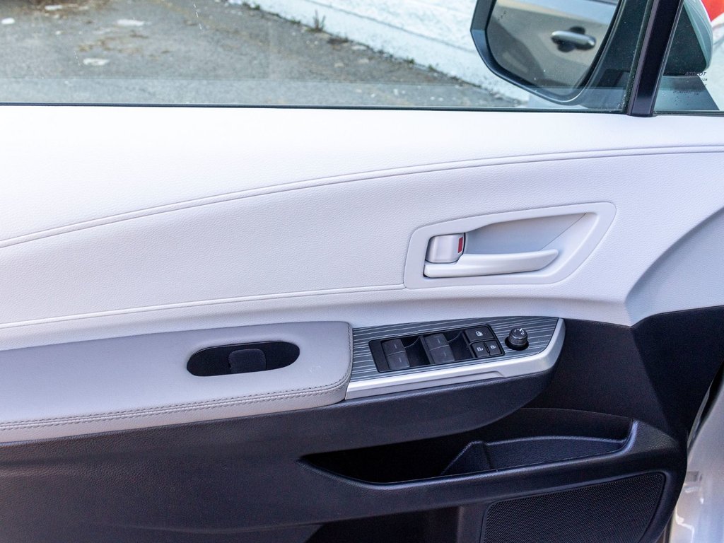 Toyota Sienna hybride LE AWD **JAMAIS ACCIDENTÉ+CARPLAY+CAMÉRA** 2025 à Saint-Jérôme, Québec - 29 - w1024h768px