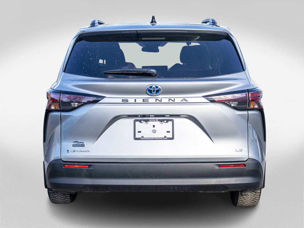 Toyota Sienna hybride LE AWD **JAMAIS ACCIDENTÉ+CARPLAY+CAMÉRA** 2025 à Saint-Jérôme, Québec - 4 - w1024h768px