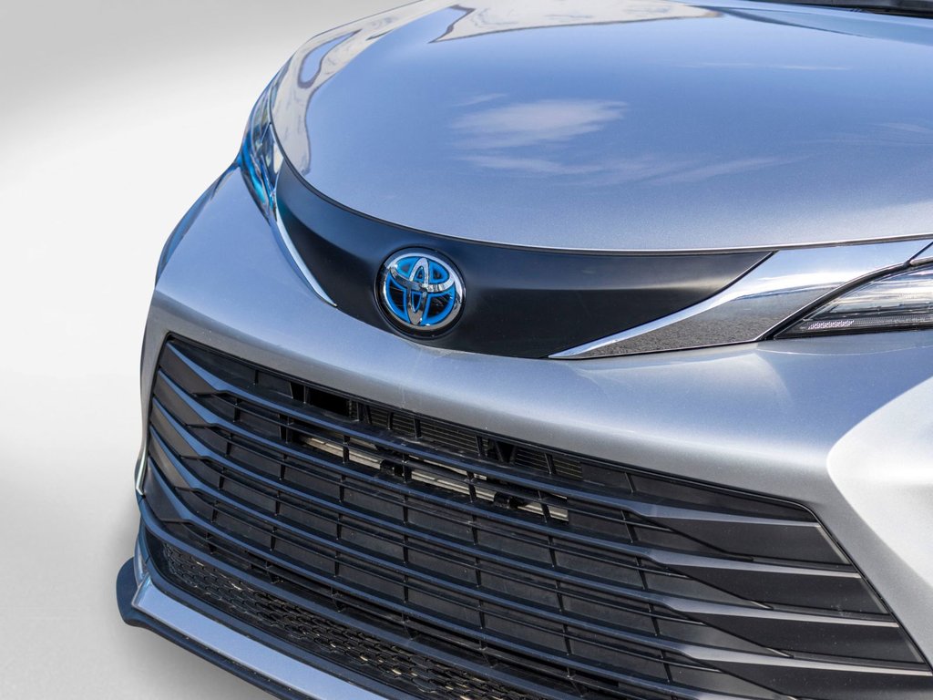 Toyota Sienna hybride LE AWD **JAMAIS ACCIDENTÉ+CARPLAY+CAMÉRA** 2025 à Saint-Jérôme, Québec - 36 - w1024h768px