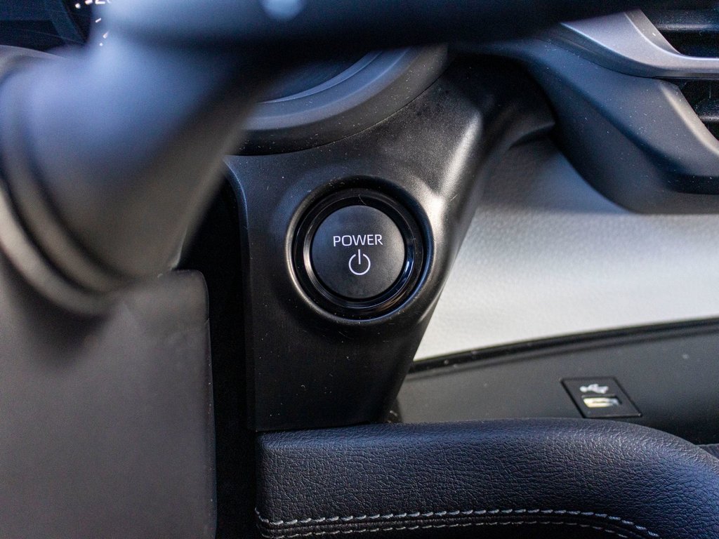 Toyota Sienna hybride LE AWD **JAMAIS ACCIDENTÉ+CARPLAY+CAMÉRA** 2025 à Saint-Jérôme, Québec - 22 - w1024h768px