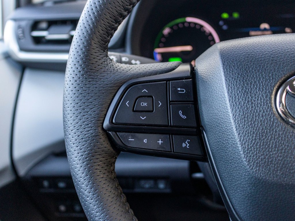 Toyota Sienna hybride LE AWD **JAMAIS ACCIDENTÉ+CARPLAY+CAMÉRA** 2025 à Saint-Jérôme, Québec - 12 - w1024h768px