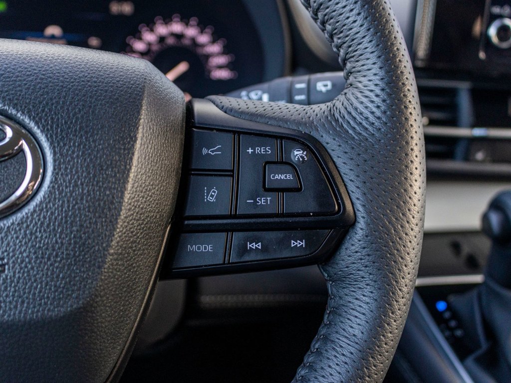 Toyota Sienna hybride LE AWD **JAMAIS ACCIDENTÉ+CARPLAY+CAMÉRA** 2025 à Saint-Jérôme, Québec - 13 - w1024h768px