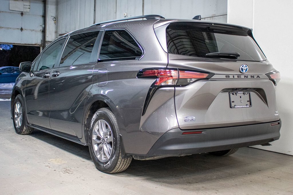 2022  Sienna Hybrid XLE **JAMAIS ACCIDENTÉ** CUIR+TOIT+8 PASSAGERS in Charlemagne, Quebec - 4 - w1024h768px