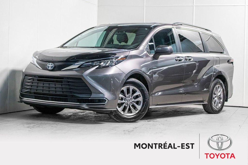 2022  Sienna Hybrid XLE **JAMAIS ACCIDENTÉ** CUIR+TOIT+8 PASSAGERS in Charlemagne, Quebec - 1 - w1024h768px