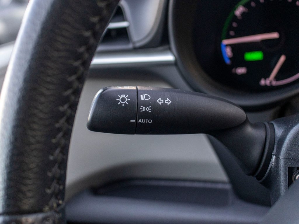 2024 Toyota Sienna LE AWD *JAMAIS ACCIDENTÉ* in Charlemagne, Quebec - 18 - w1024h768px