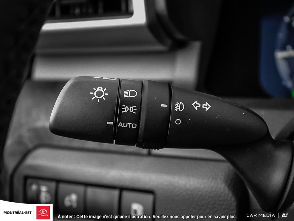 2025 Toyota TACOMA HYBRID Limited in Charlemagne, Quebec - 25 - w1024h768px