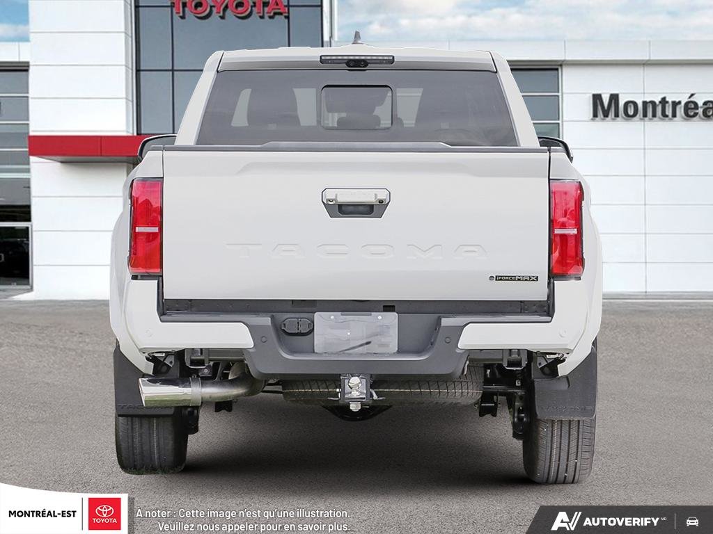 2026 Toyota Tacoma Hybrid Limited in Charlemagne, Quebec - 5 - w1024h768px