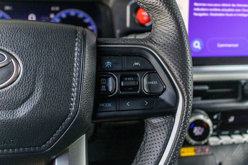 2024 Toyota Tacoma Hybride TRD OFFROAD PREMIUM **JAMAIS ACCIDENTÉ+CUIR+TOIT** in Charlemagne, Quebec - 9 - w1024h768px