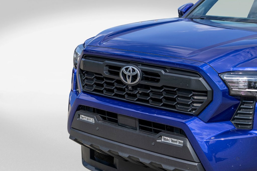 2024 Toyota Tacoma Hybride TRD OFFROAD PREMIUM **JAMAIS ACCIDENTÉ+CUIR+TOIT** in Charlemagne, Quebec - 27 - w1024h768px