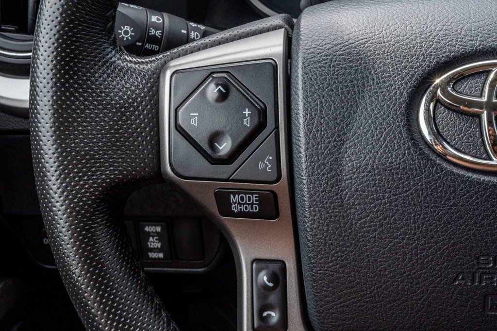 Toyota Tacoma DOUBLECAB SR5 **JAMAIS ACCIDENTÉ+CAMÉRA+BLUETOOTH* 2020 à Charlemagne, Québec - 10 - w1024h768px