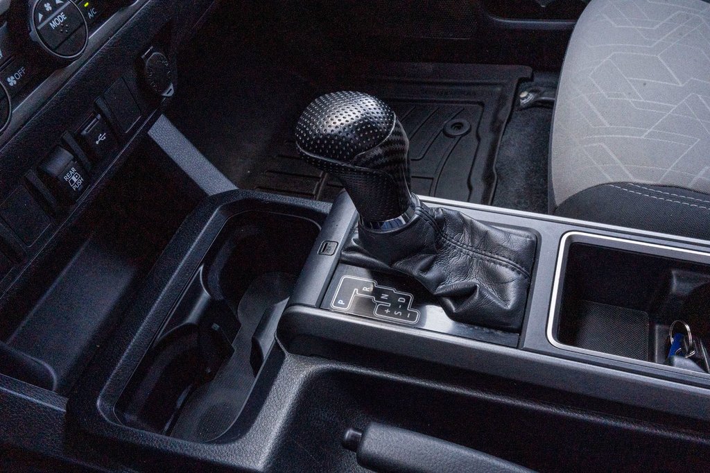 2020 Toyota Tacoma DOUBLECAB TRD OFFROAD **BOITE DE 5PI+CAMÉRA+MAG** in Charlemagne, Quebec - 13 - w1024h768px
