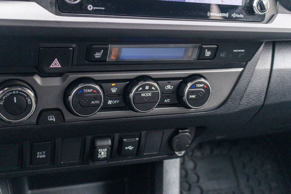 Toyota Tacoma  2022 à Saint-Jérôme, Québec - 13 - w1024h768px