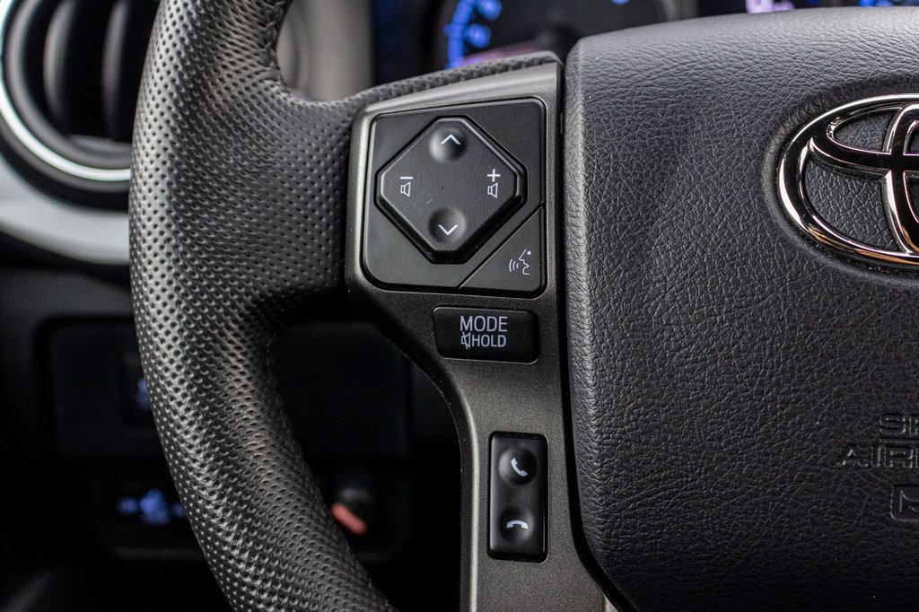 2023 Toyota Tacoma TRD OFFROAD **JAMAIS ACCIDENTÉ+CAMÉRA+CARPLAY** in Charlemagne, Quebec - 10 - w1024h768px