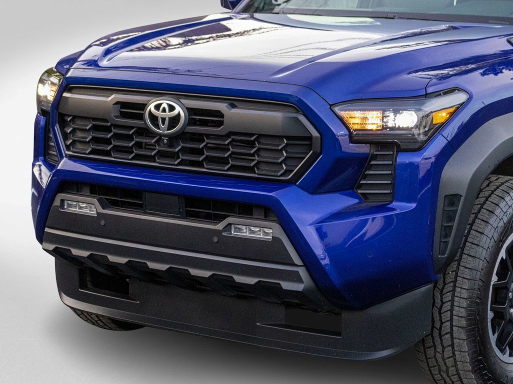 2024 Toyota Tacoma Hybride TRD OFFROAD PREMIUM in Charlemagne, Quebec - 33 - w1024h768px