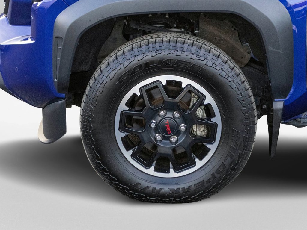 2024 Toyota Tacoma Hybride TRD OFFROAD PREMIUM in Charlemagne, Quebec - 34 - w1024h768px