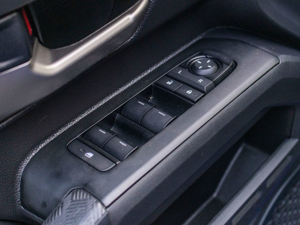 2024 Toyota Tacoma Hybride TRD OFFROAD PREMIUM in Charlemagne, Quebec - 28 - w1024h768px