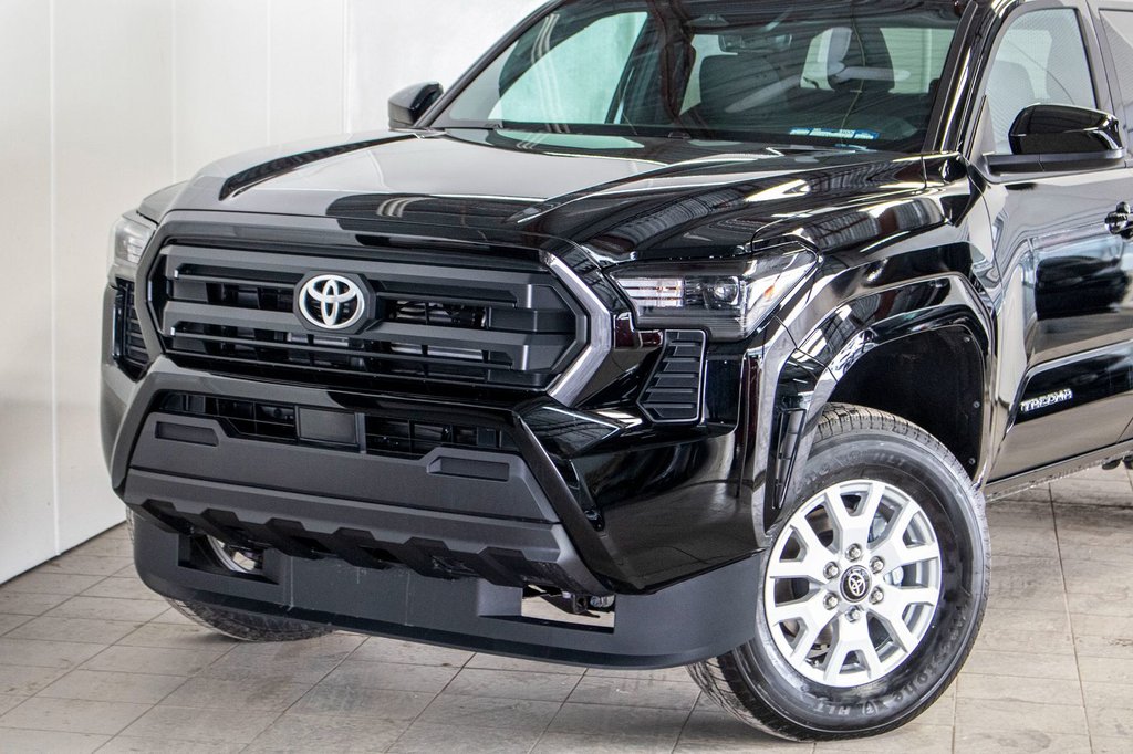 2025 Toyota Tacoma SR5 in Charlemagne, Quebec - 34 - w1024h768px