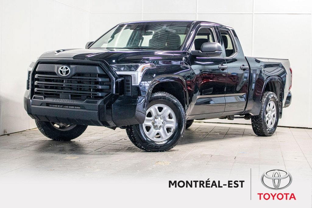 2022  Tundra SR CABINE DOUBLE **JAMAIS ACCIDENTÉ** PUSH START in Charlemagne, Quebec - 1 - w1024h768px