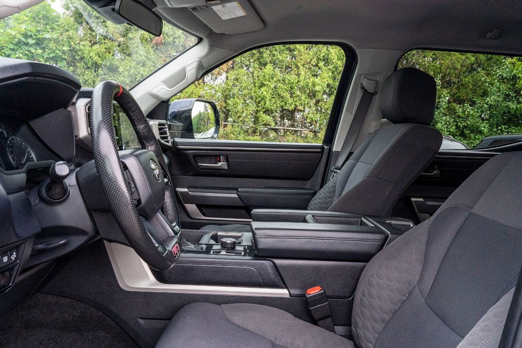 Toyota Tundra TRD OFFROAD CREWMAX **SIÈGES CHAUFFANTS+CARPLAY** 2023 à Charlemagne, Québec - 21 - w1024h768px