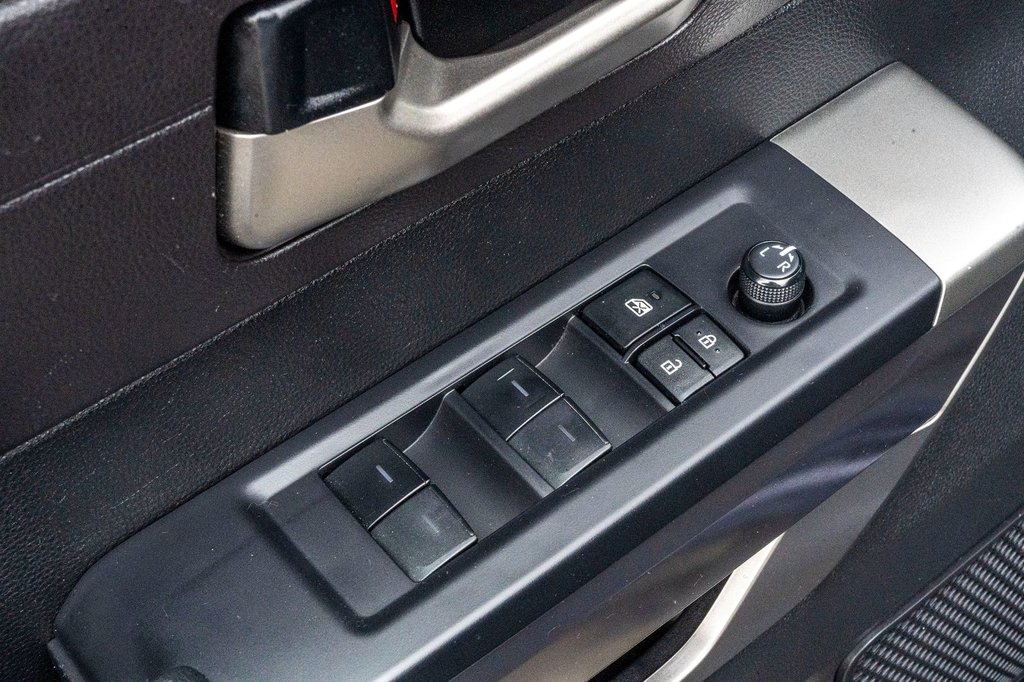 Toyota Tundra TRD OFFROAD CREWMAX **SIÈGES CHAUFFANTS+CARPLAY** 2023 à Charlemagne, Québec - 24 - w1024h768px