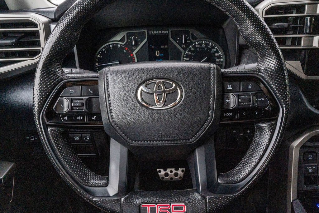 Toyota Tundra TRD OFFROAD CREWMAX **SIÈGES CHAUFFANTS+CARPLAY** 2023 à Charlemagne, Québec - 10 - w1024h768px