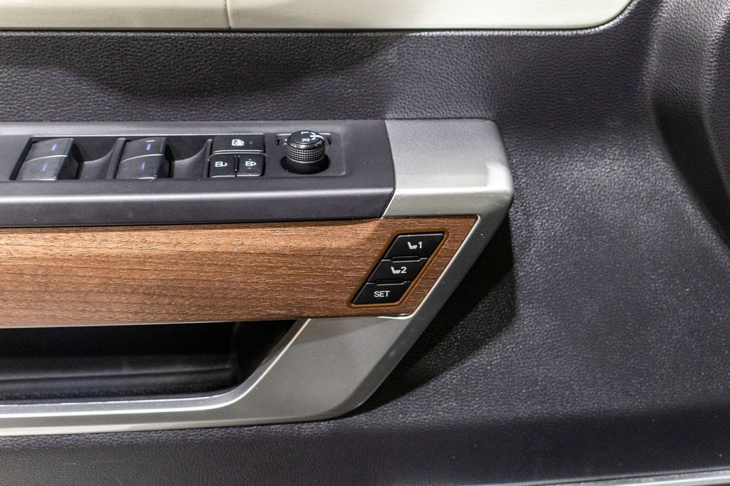 2023 Toyota Tundra Capstone Hybrid in Charlemagne, Quebec - 30 - w1024h768px