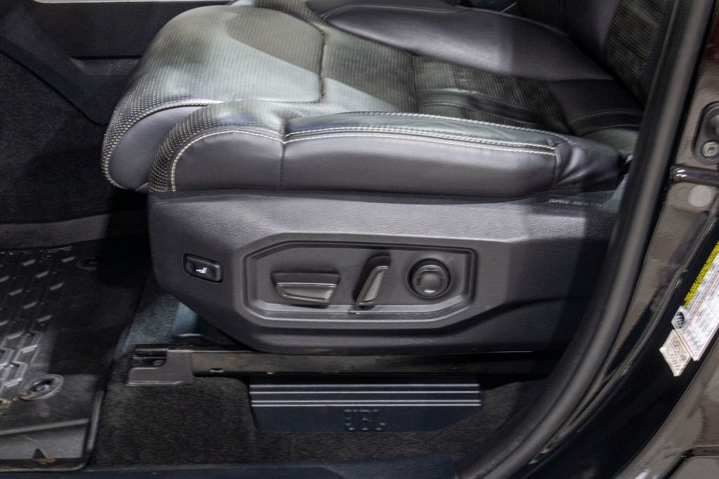 2023 Toyota Tundra Capstone Hybrid in Charlemagne, Quebec - 24 - w1024h768px