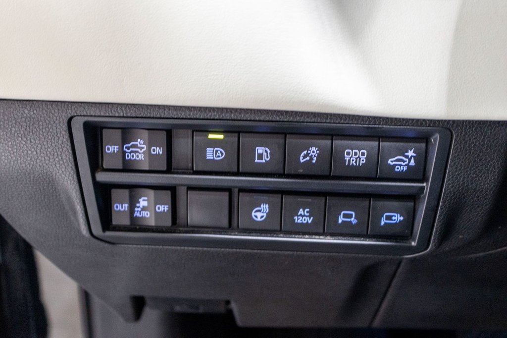 2023 Toyota Tundra Capstone Hybrid in Charlemagne, Quebec - 21 - w1024h768px