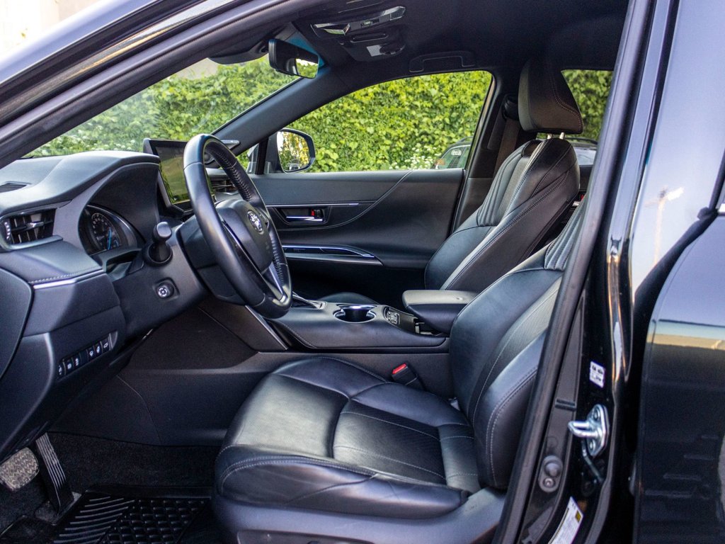 Toyota Venza XLE AWD **CUIR+19PO+CAMÉRA+CARPLAY+ANDROID AUTO** 2021 à Charlemagne, Québec - 25 - w1024h768px