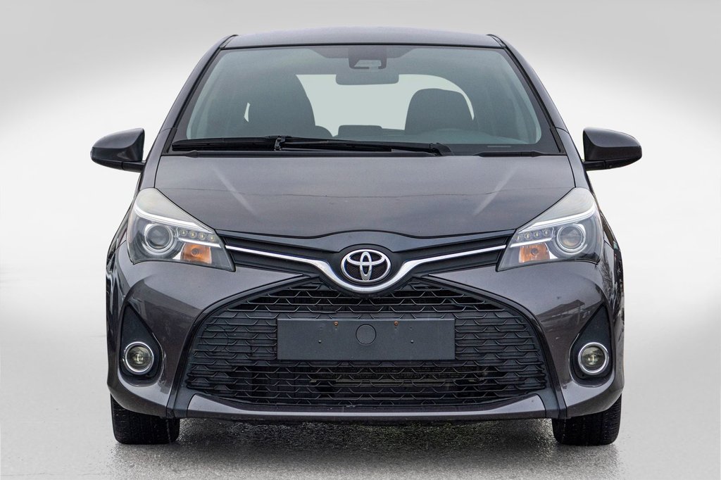 Toyota Yaris SE **MANUELLE**AILERON+AIR CLIMATISÉ+BLUETOOTH** 2017 à Charlemagne, Québec - 2 - w1024h768px