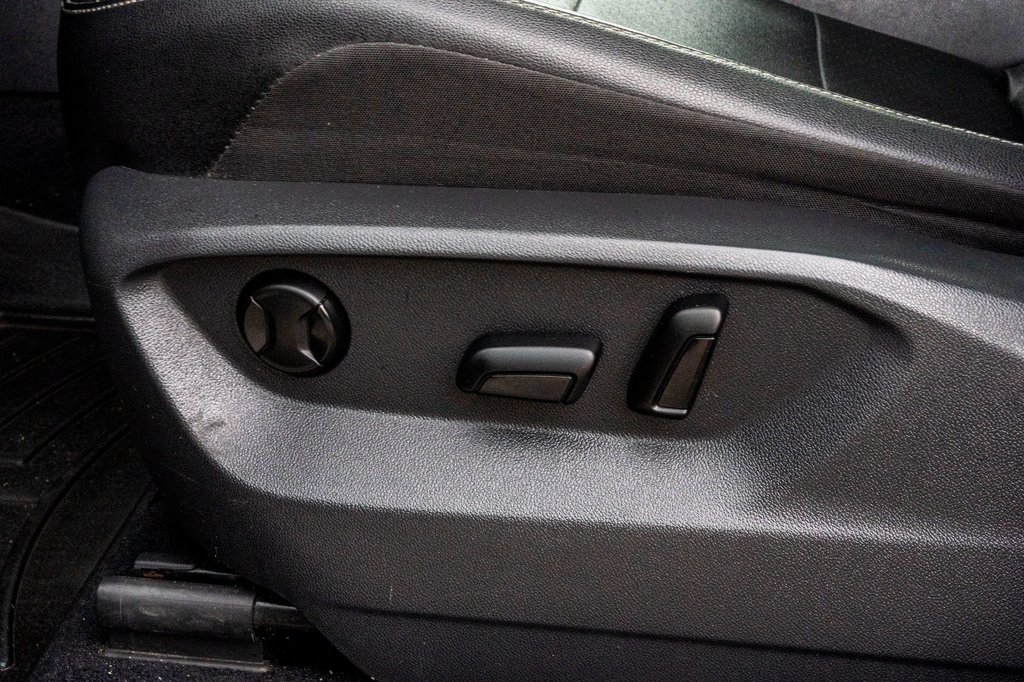 2018 Volkswagen Tiguan CONFORTLINE **CUIR+TOIT+MAG+CAMÉRA+BLUETOOTH** in Charlemagne, Quebec - 21 - w1024h768px