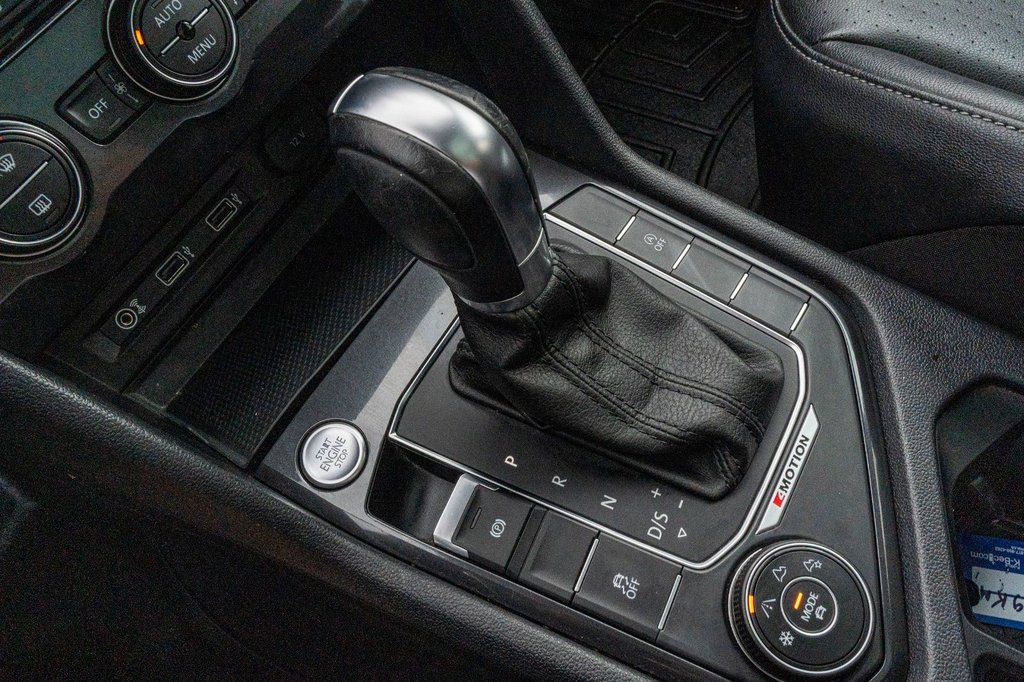 2018 Volkswagen Tiguan CONFORTLINE **CUIR+TOIT+MAG+CAMÉRA+BLUETOOTH** in Charlemagne, Quebec - 13 - w1024h768px