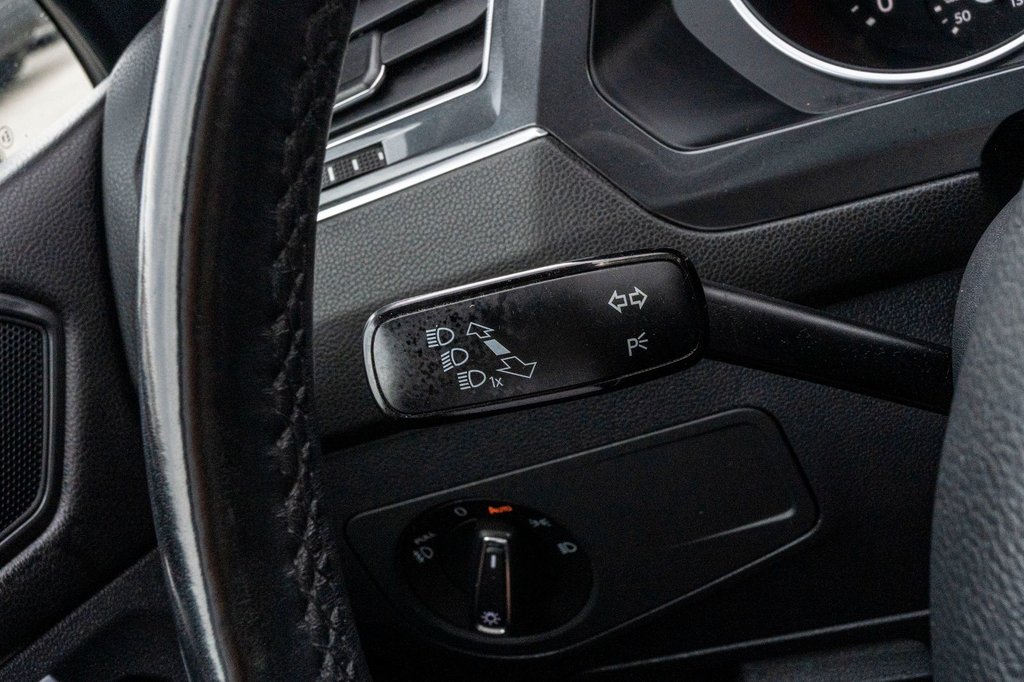2018 Volkswagen Tiguan CONFORTLINE **CUIR+TOIT+MAG+CAMÉRA+BLUETOOTH** in Charlemagne, Quebec - 17 - w1024h768px