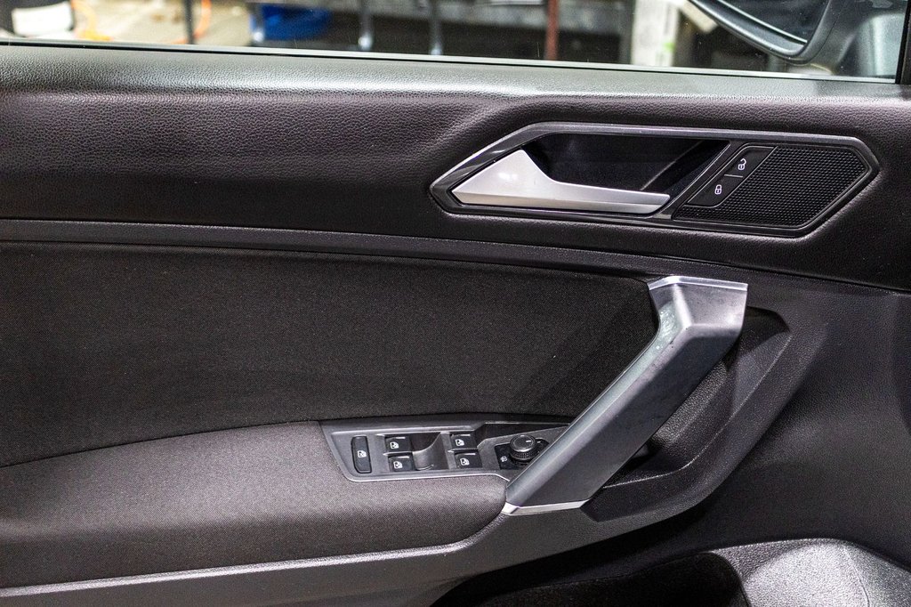 2018 Volkswagen Tiguan TRENDLINE **JAMAIS ACCIDENTÉ+CARPLAY+MAG+CAMÉRA** in Charlemagne, Quebec - 26 - w1024h768px