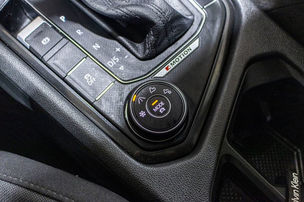 2018 Volkswagen Tiguan TRENDLINE **JAMAIS ACCIDENTÉ+CARPLAY+MAG+CAMÉRA** in Charlemagne, Quebec - 15 - w1024h768px