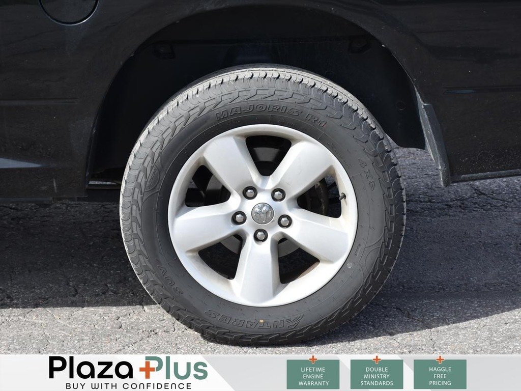 2023 Ram 1500 Classic SLT-5