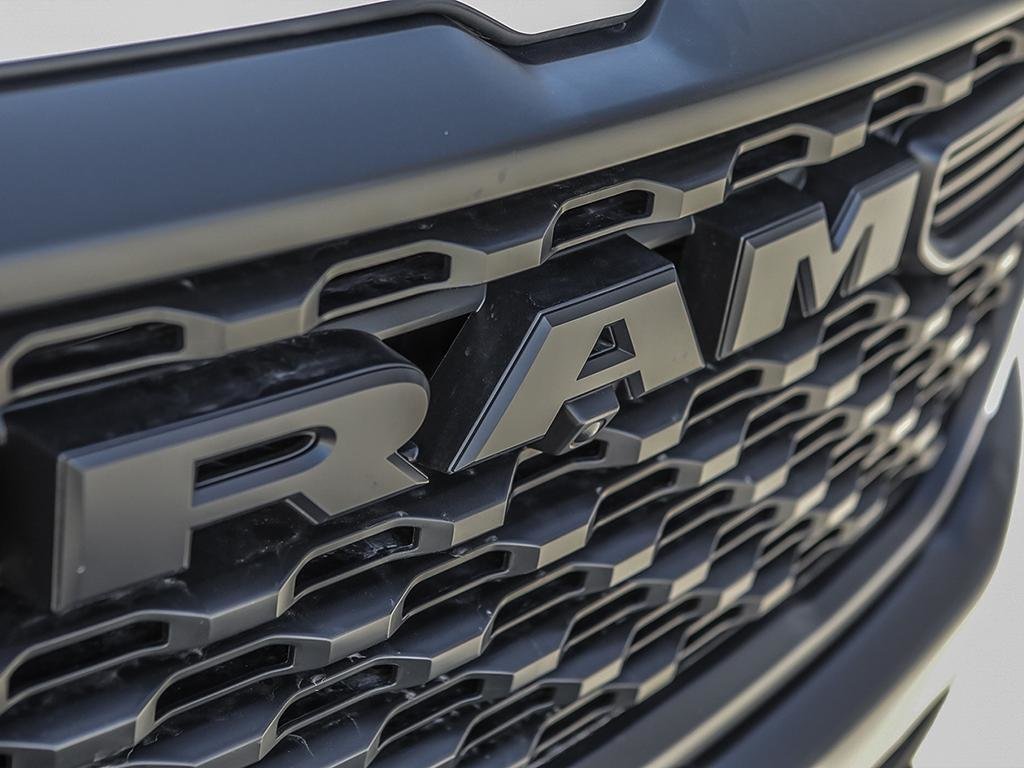 2025 Ram 1500 BIG HORN-6