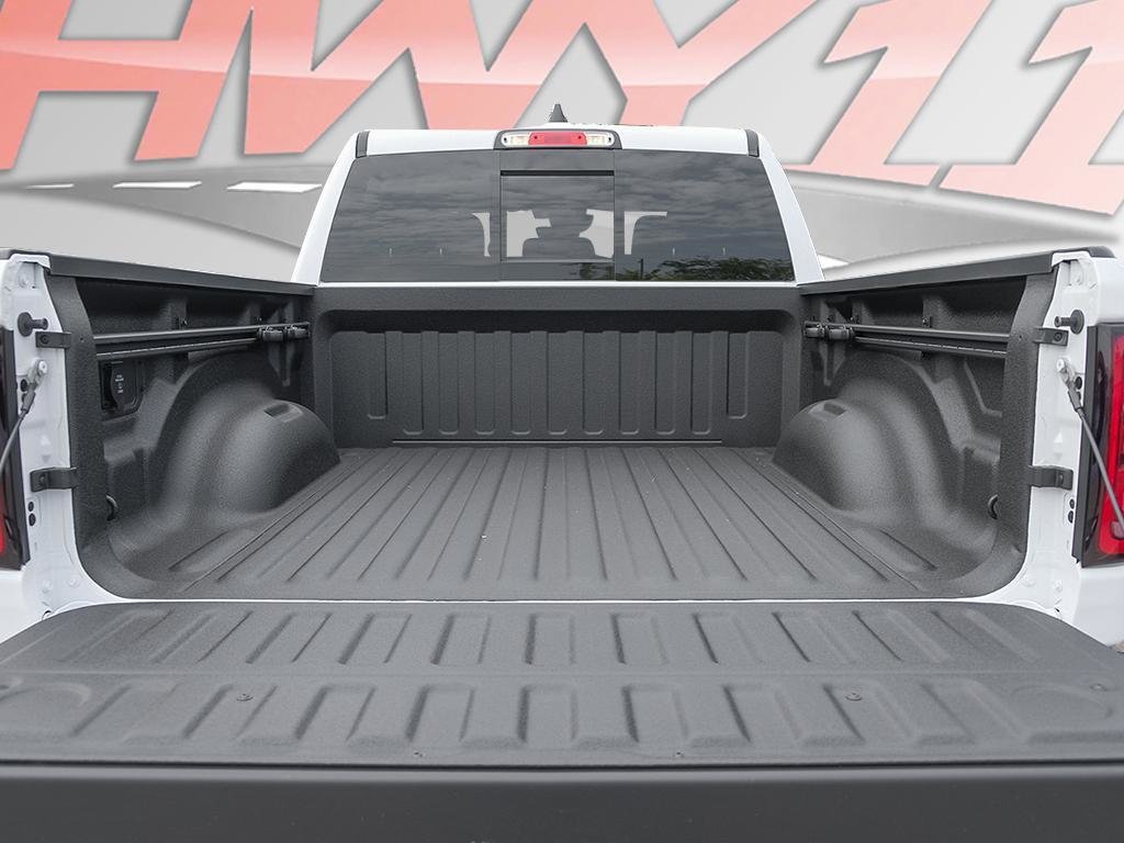 2026 Ram 1500 SPORT-5