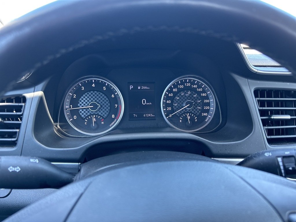 2019  Elantra Sedan Preferred at in Aurora, Ontario - 16 - w1024h768px