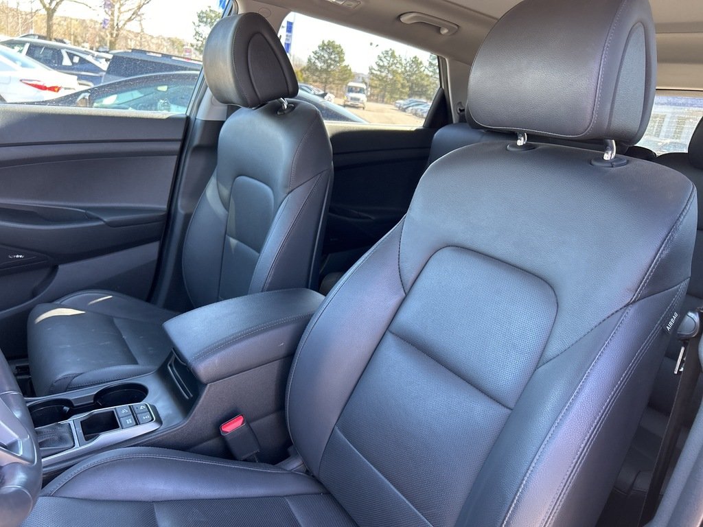 2018  Tucson AWD 2.0L Luxury in Aurora, Ontario - 10 - w1024h768px