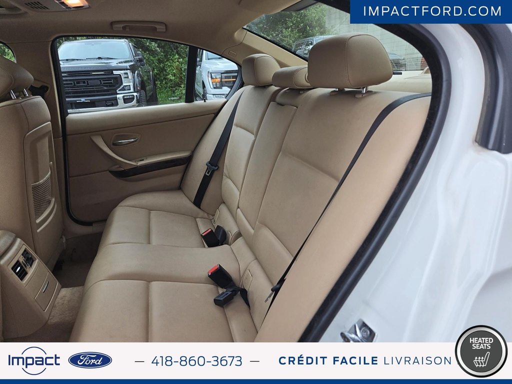 2008 BMW 3 Series in Rivière-du-Loup, Quebec - 12 - w1024h768px